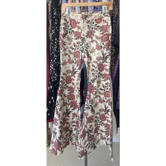 New Free People Just Float On Printed Flares in Barcelona Combo Size 26 - Picture 2 of 4